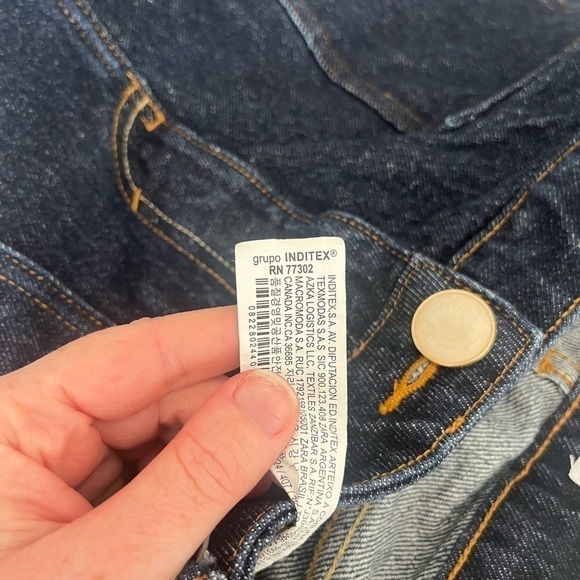 Zara 90s Dark Wash High Waisted Denim Shorts - Picture 3 of 7